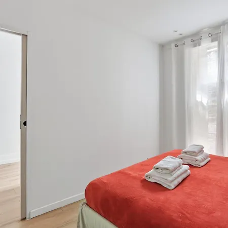 Branded New - Well Designed - 1br In 20 Paris