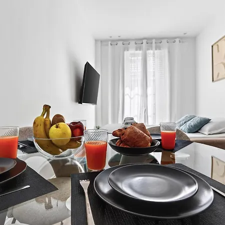 Apartment Branded New - Well Designed - 1br In 20 *