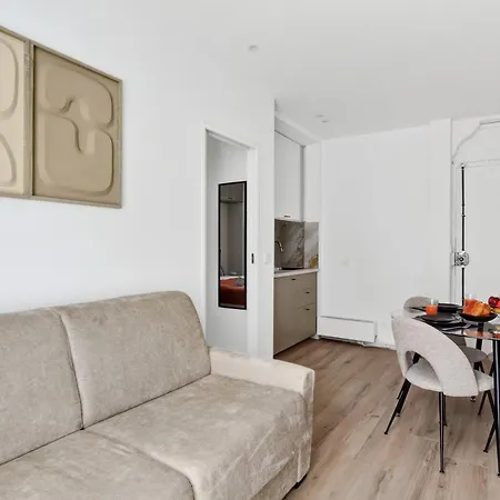 Branded New - Well Designed - 1br In 20 *